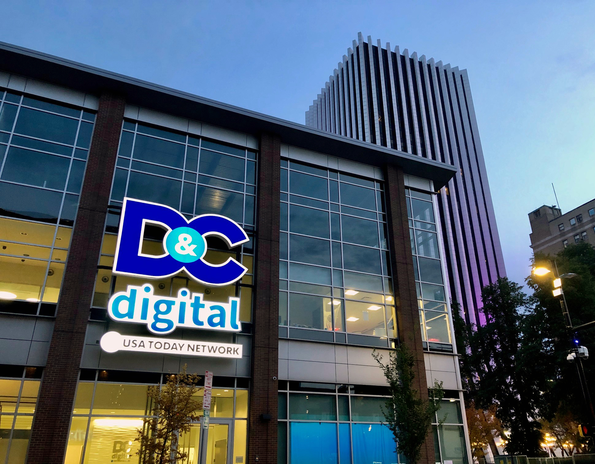 DC logo detail Illuminated Signage D&C Digital Logo